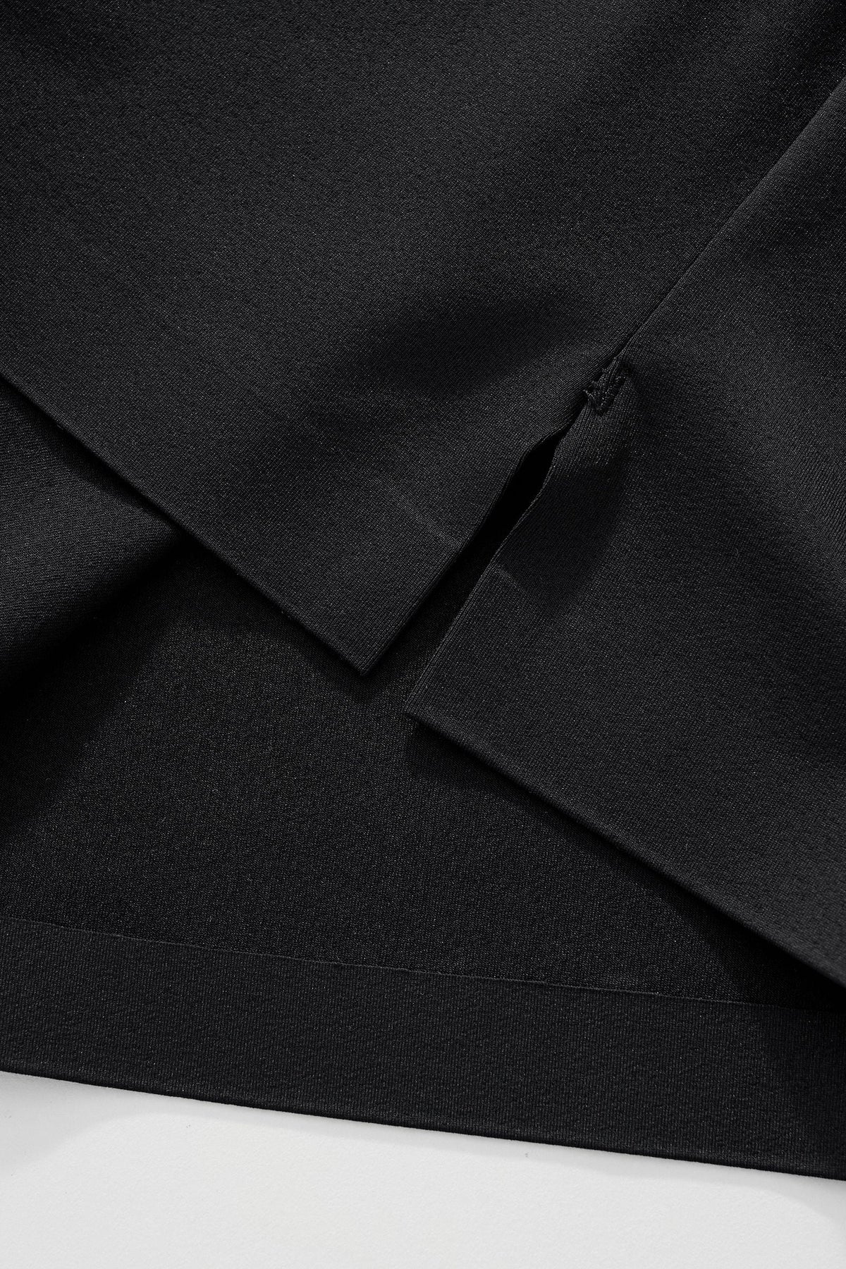 El Baron Perforated Collar Men's Performance Polo - Black/Silver