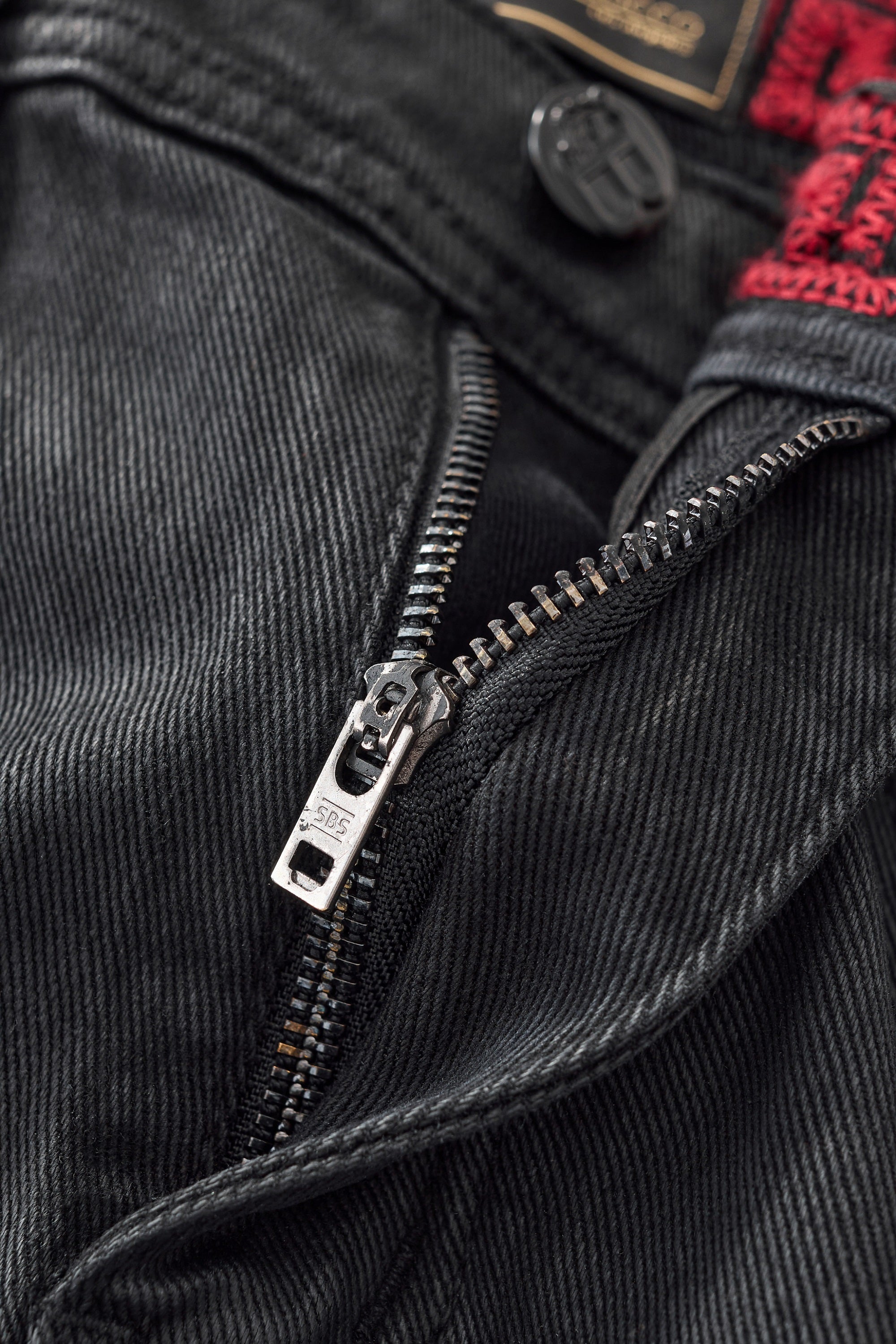 Shadow Coated Denim BLACK