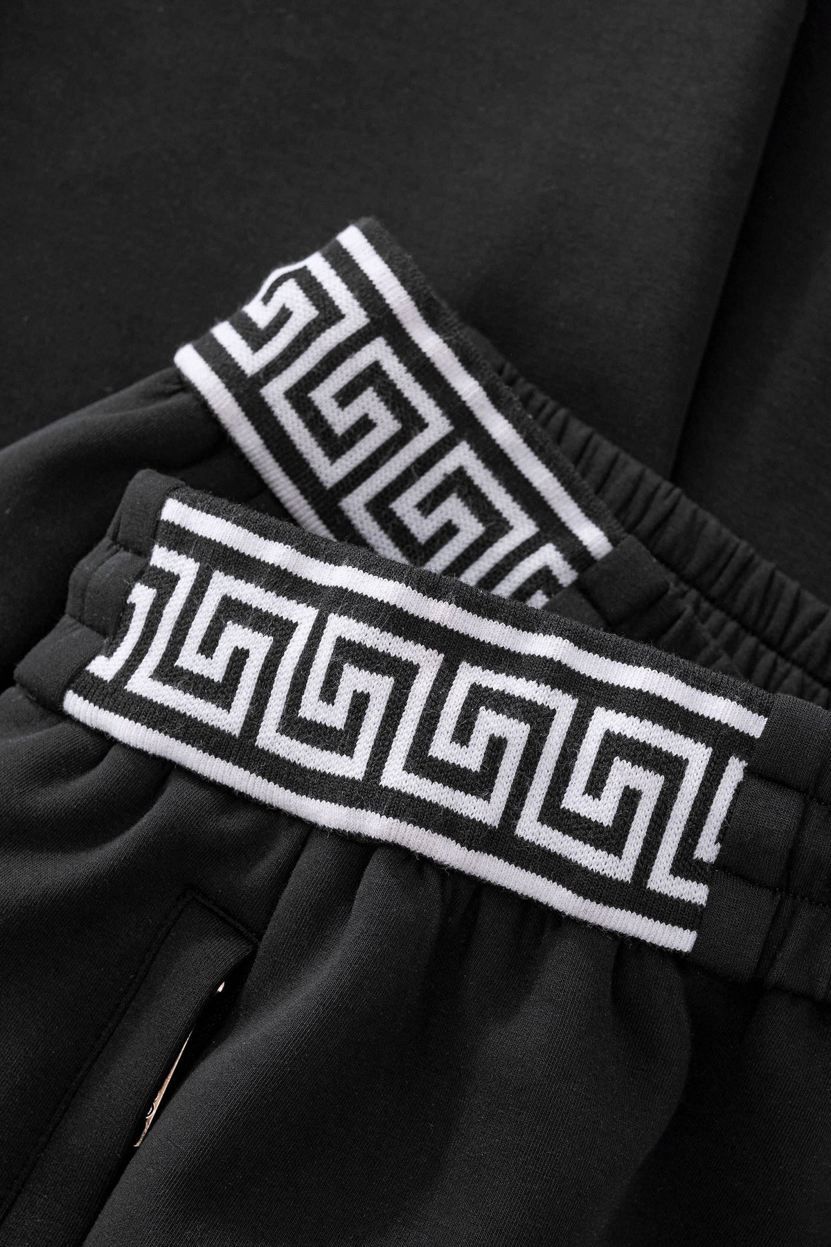 Barocco Imperial Trim Men's Lounge Set - Black