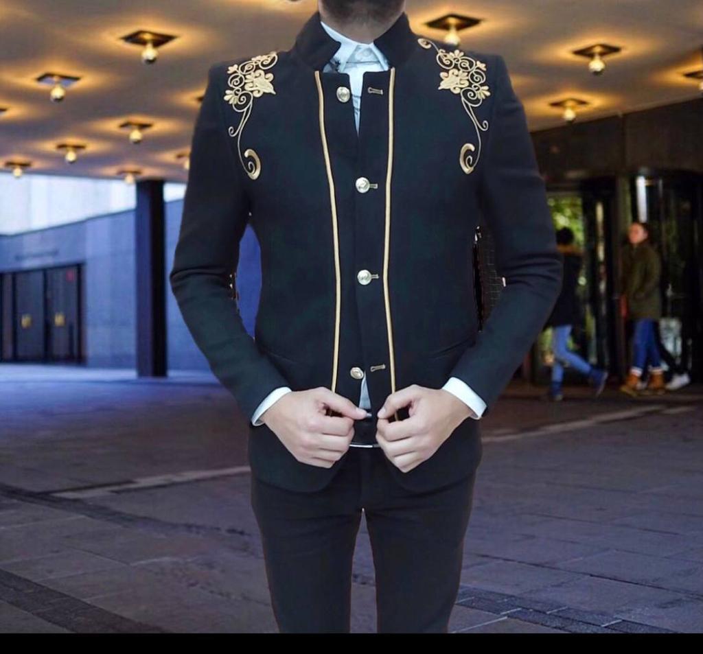 UG0049940BROIDBLAZER | 301