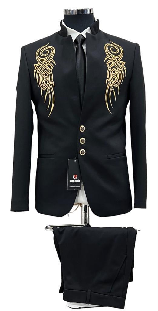 Men’s Black Textured Slim Fit Short Blazer Jacket – Lightweight button-up blazer for transitional weather and modern formal style.