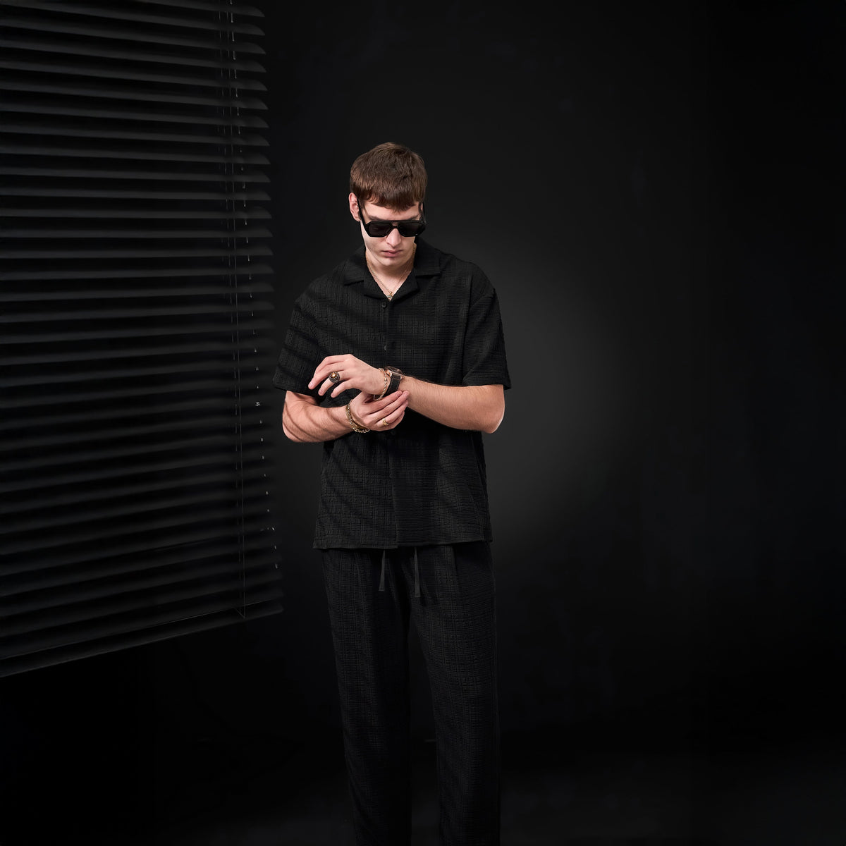 Barocco Loft Men's Textured Shirt & Pants Set - Black