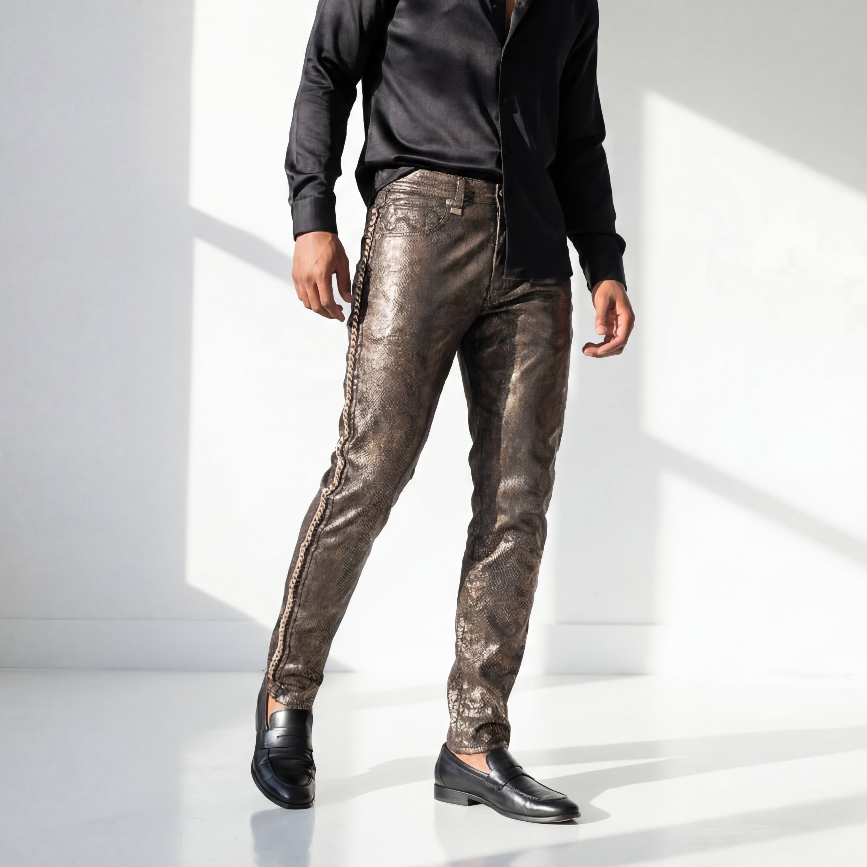 Exotic Magic BLACK/GOLD