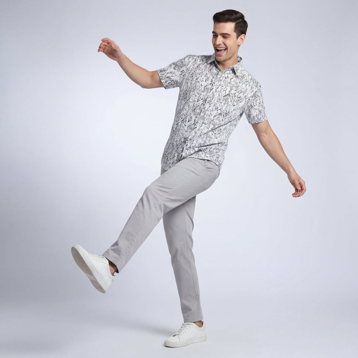 Barocco Geometric Cascade Men's Short Sleeve Shirt - White/Black